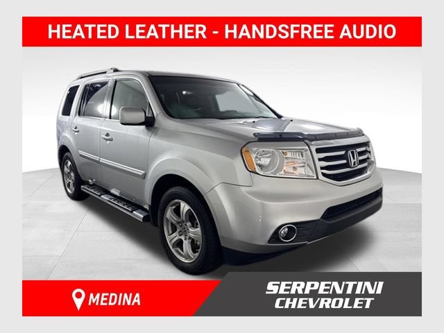 2014 Honda Pilot EX-L in Silver — front three-quarter view